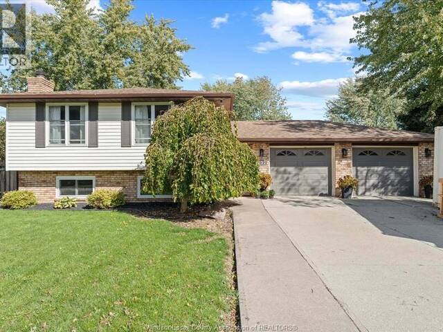 232 GREENWOOD CRESCENT Belle River Ontario, N8L 1C4 - 5 Bedrooms Home For Sale