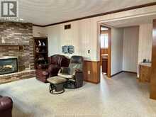 3596 HEMLOCK | Windsor Ontario | Slide Image Twenty-nine