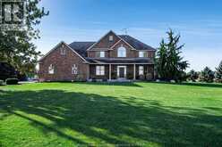 901 Road 2 East | Kingsville Ontario | Slide Image One