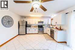 120 HAMPTON | Windsor Ontario | Slide Image Seventeen