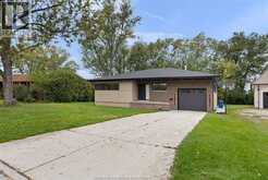 4015 ROSELAND DRIVE East | Windsor Ontario | Slide Image One