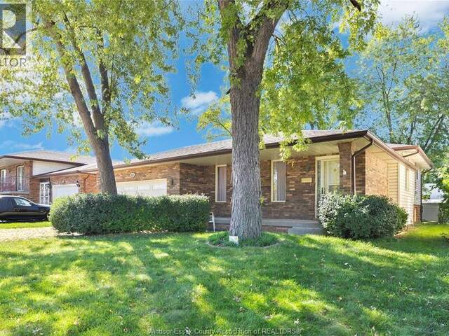 1613 EVERTS Windsor Ontario, N9B 3E4 - 3 Bedrooms Home For Sale