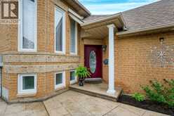 43 SPRINGVIEW DRIVE | Brampton Ontario | Slide Image Four