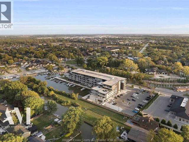 14400 TECUMSEH ROAD East Unit# 301 Tecumseh Ontario, N8N 0E9 - 2 Bedrooms Condo For Sale