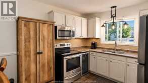 3096 MEADOWBROOK LANE Unit# 2 | Windsor Ontario | Slide Image Twelve