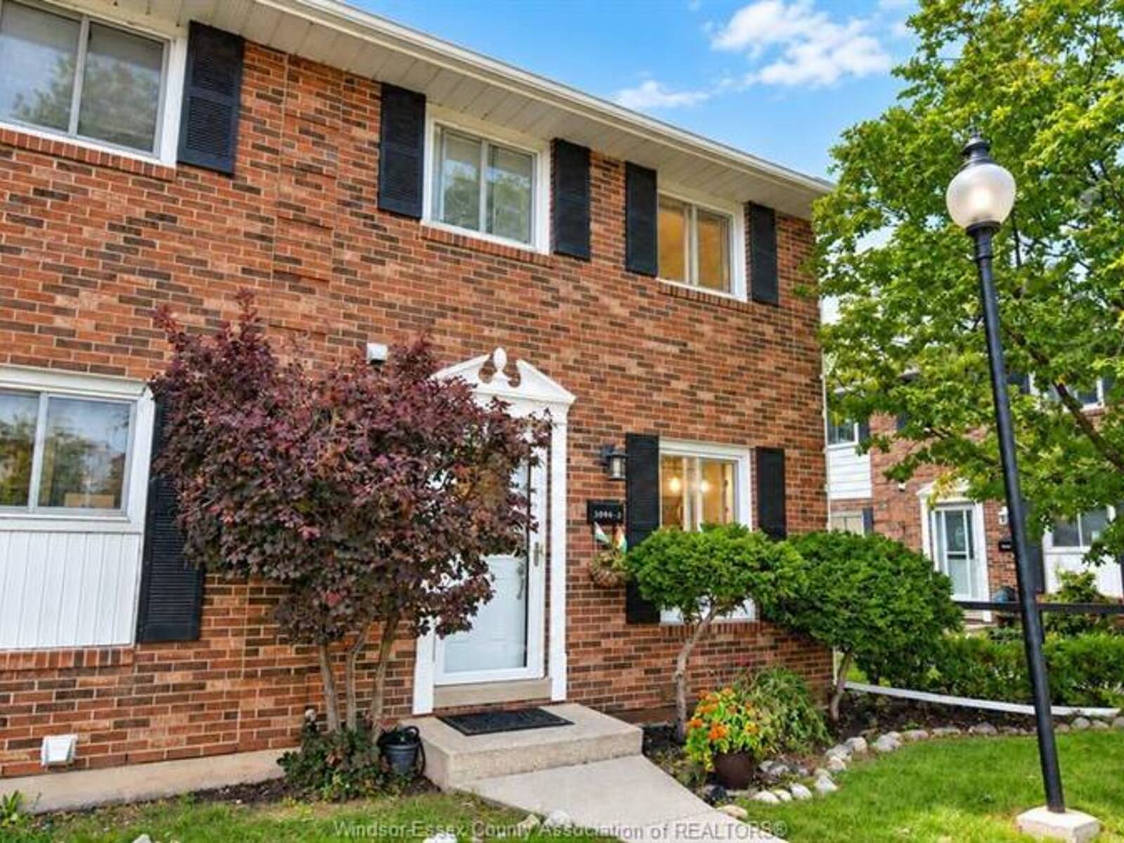 3096 MEADOWBROOK LANE Unit# 2, Windsor, Ontario N8T 3H4