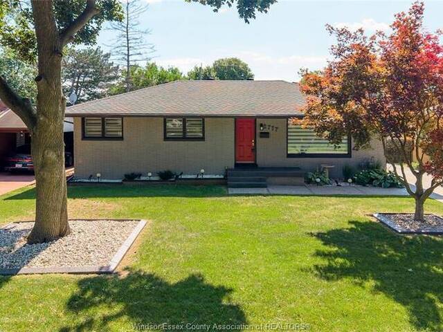 2777 ROCKWELL BOULEVARD Windsor Ontario, N9E 2A2 - 3 Bedrooms Home For Sale