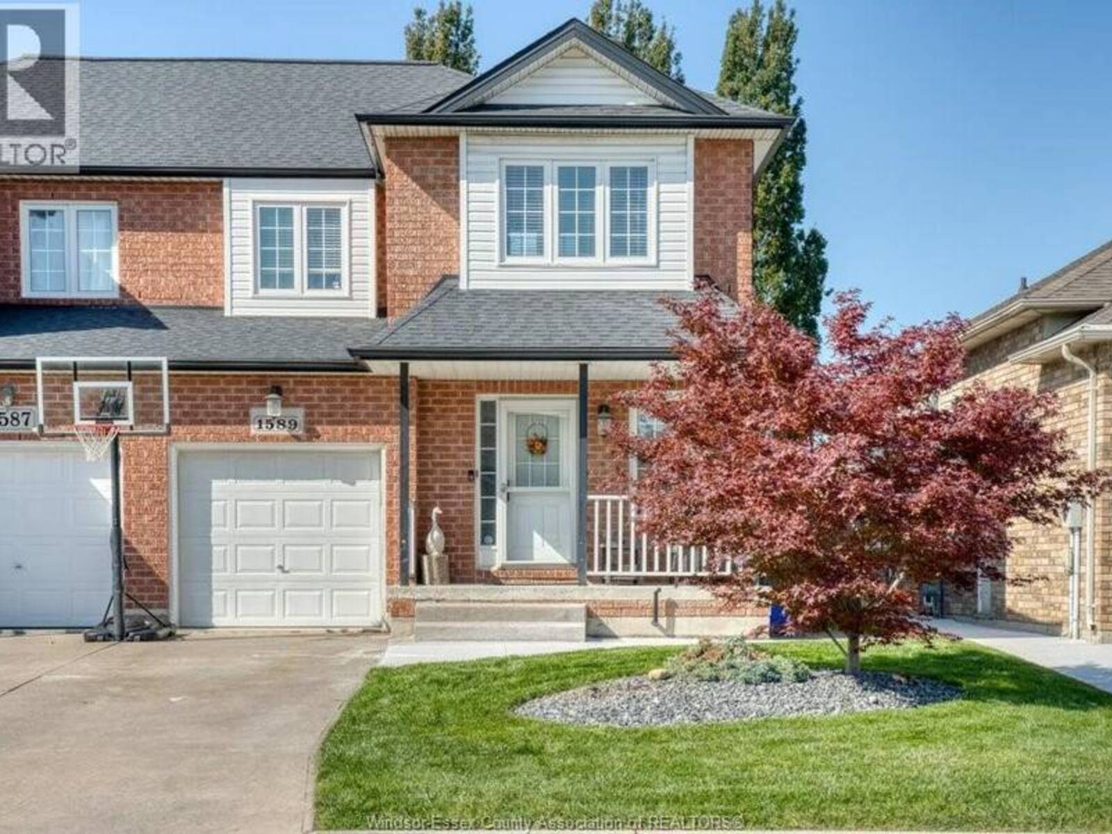 1589 HEATHERGLEN DRIVE, Tecumseh, Ontario N8N 5B5