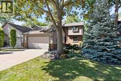 21 FAIRWAY CRESCENT | Amherstburg Ontario | Slide Image One
