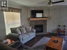 21 WILDER South | Windsor Ontario | Slide Image Three