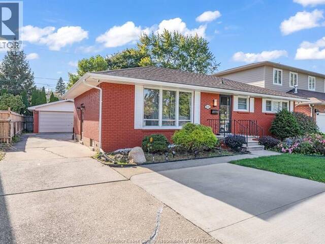 4131 Mount Royal DRIVE Windsor Ontario, N9G 2C3 - 5 Bedrooms Home For Sale