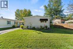 20 Poplar DRIVE | Essex Ontario | Slide Image Four