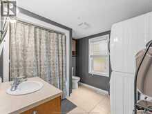 2798 South Talbot ROAD | Kingsville Ontario | Slide Image Twenty