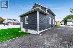 30 Askew STREET | Leamington Ontario | Slide Image Thirty-five
