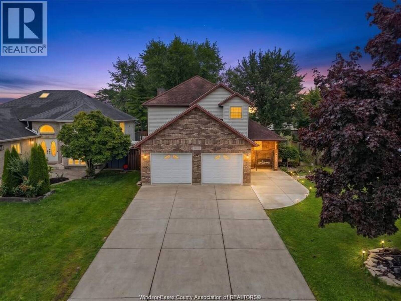 2920 STRAWBERRY DRIVE, Tecumseh, Ontario N9K 1C1