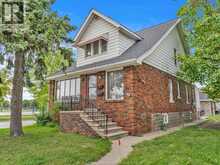 306 FOCH | Windsor Ontario | Slide Image Nineteen