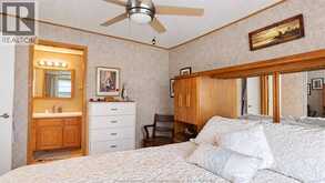 62 MALDEN HILL DRIVE | Amherstburg Ontario | Slide Image Seventeen
