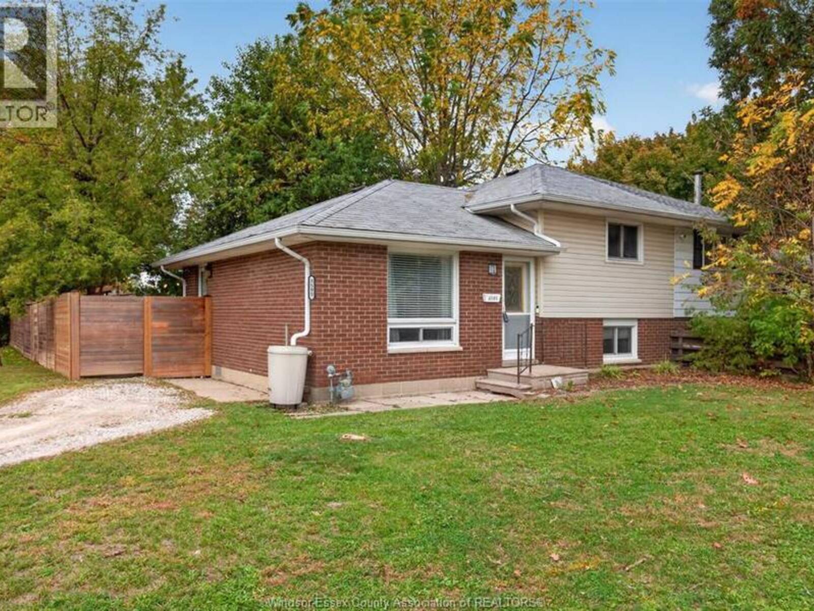 3595 Byng, Windsor, Ontario N8W 3H7