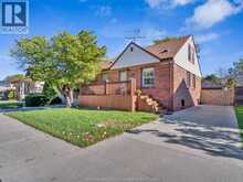 1030 FAIRVIEW BOULEVARD | Windsor Ontario | Slide Image One