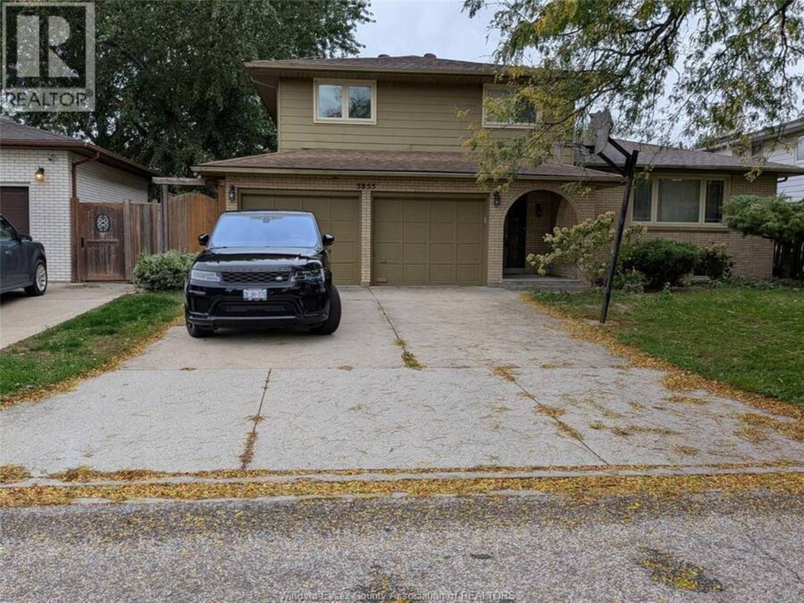 3855 BORRELLI DRIVE, Windsor, Ontario N9G 2H7