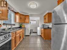 719 HILDEGARDE | Windsor Ontario | Slide Image Eight