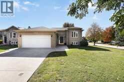 15 Oak Park CRESCENT | Kingsville Ontario | Slide Image Three