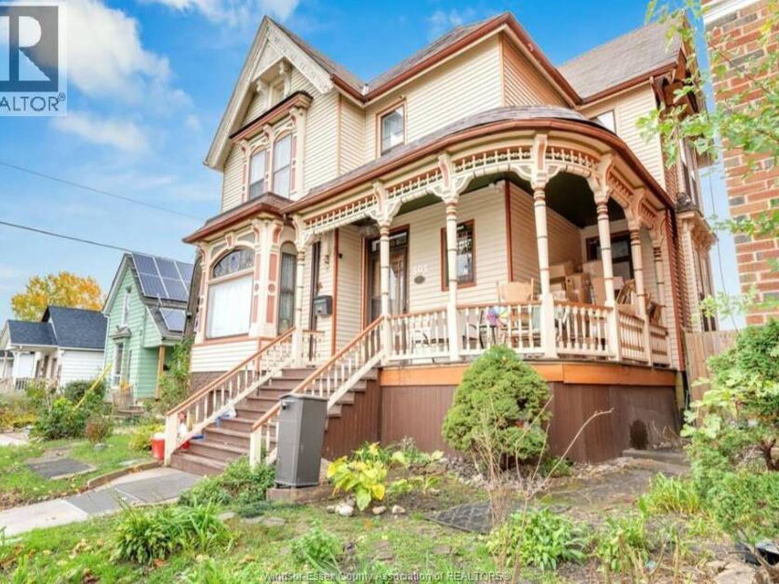 595 CATARAQUI, Windsor, Ontario N9A 3P2