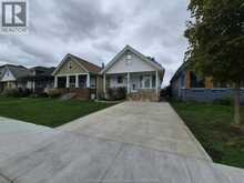 947 ELSMERE | Windsor Ontario | Slide Image Three