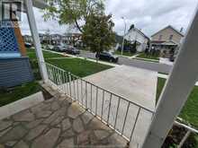 947 ELSMERE | Windsor Ontario | Slide Image Four