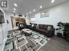 947 ELSMERE | Windsor Ontario | Slide Image Eight
