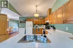 1583 CHATEAU AVENUE | Windsor Ontario | Slide Image Twelve