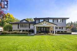 375 RUSSELL WOODS DRIVE | Tecumseh Ontario | Slide Image Two