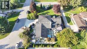 375 RUSSELL WOODS DRIVE | Tecumseh Ontario | Slide Image Forty-nine