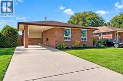 2675 JEFFERSON BOULEVARD | Windsor Ontario | Slide Image Three