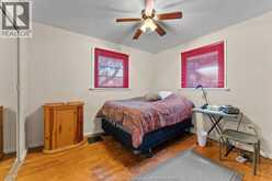 3473 BLISS | Windsor Ontario | Slide Image Eighteen
