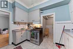 975 PARENT | Windsor Ontario | Slide Image Eighteen