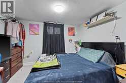 975 PARENT | Windsor Ontario | Slide Image Thirty-three