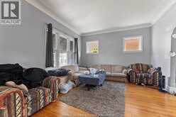 975 PARENT | Windsor Ontario | Slide Image Eight