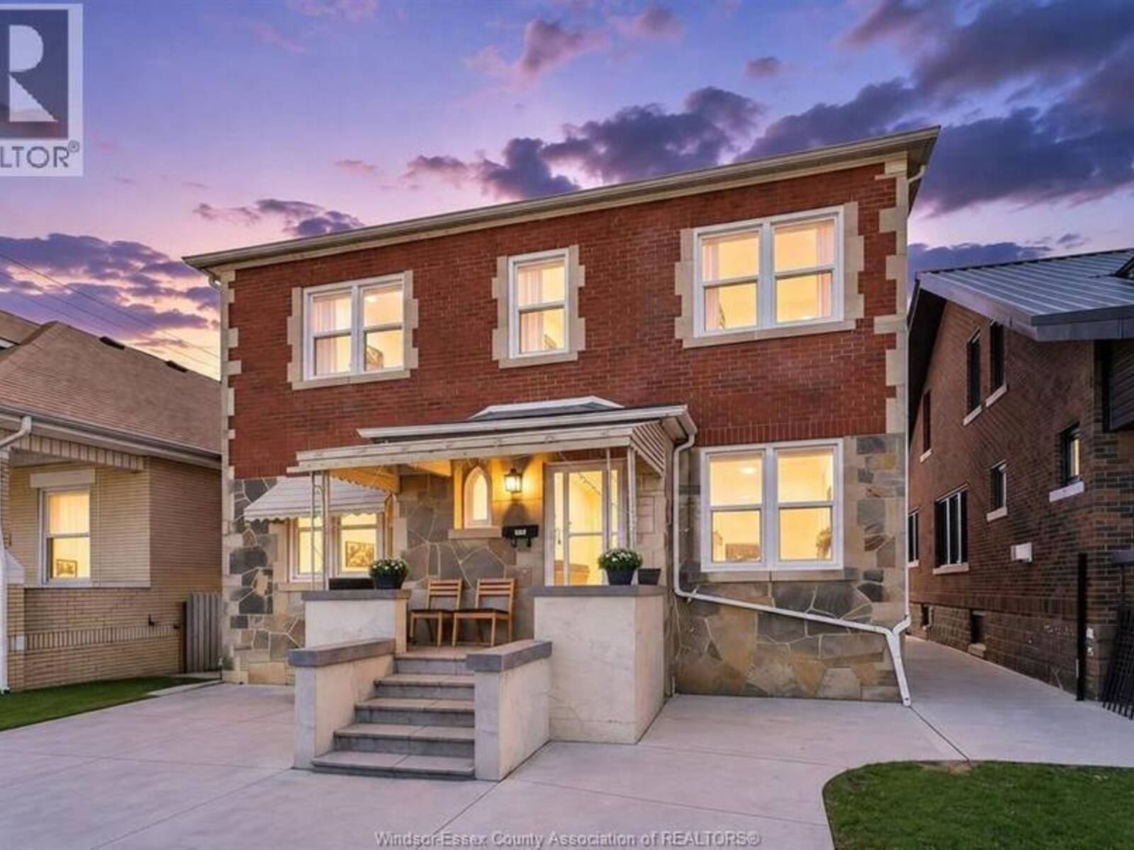 975 PARENT, Windsor, Ontario N9A 2E2