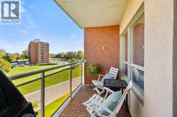 99 Robson Unit# 404 | Leamington Ontario | Slide Image Thirty-three