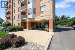 99 Robson Unit# 404 | Leamington Ontario | Slide Image Six