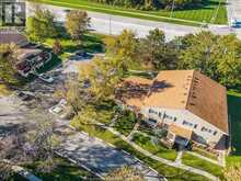 2949 Meadowbrook LANE | Windsor Ontario | Slide Image Thirty-five