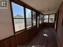 410 CAROLINE | Windsor Ontario | Slide Image Four