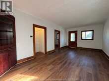 410 CAROLINE | Windsor Ontario | Slide Image Six
