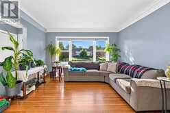 2346 LEONARD | Windsor Ontario | Slide Image Eight
