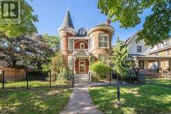 719 VICTORIA | Windsor Ontario | Slide Image Three