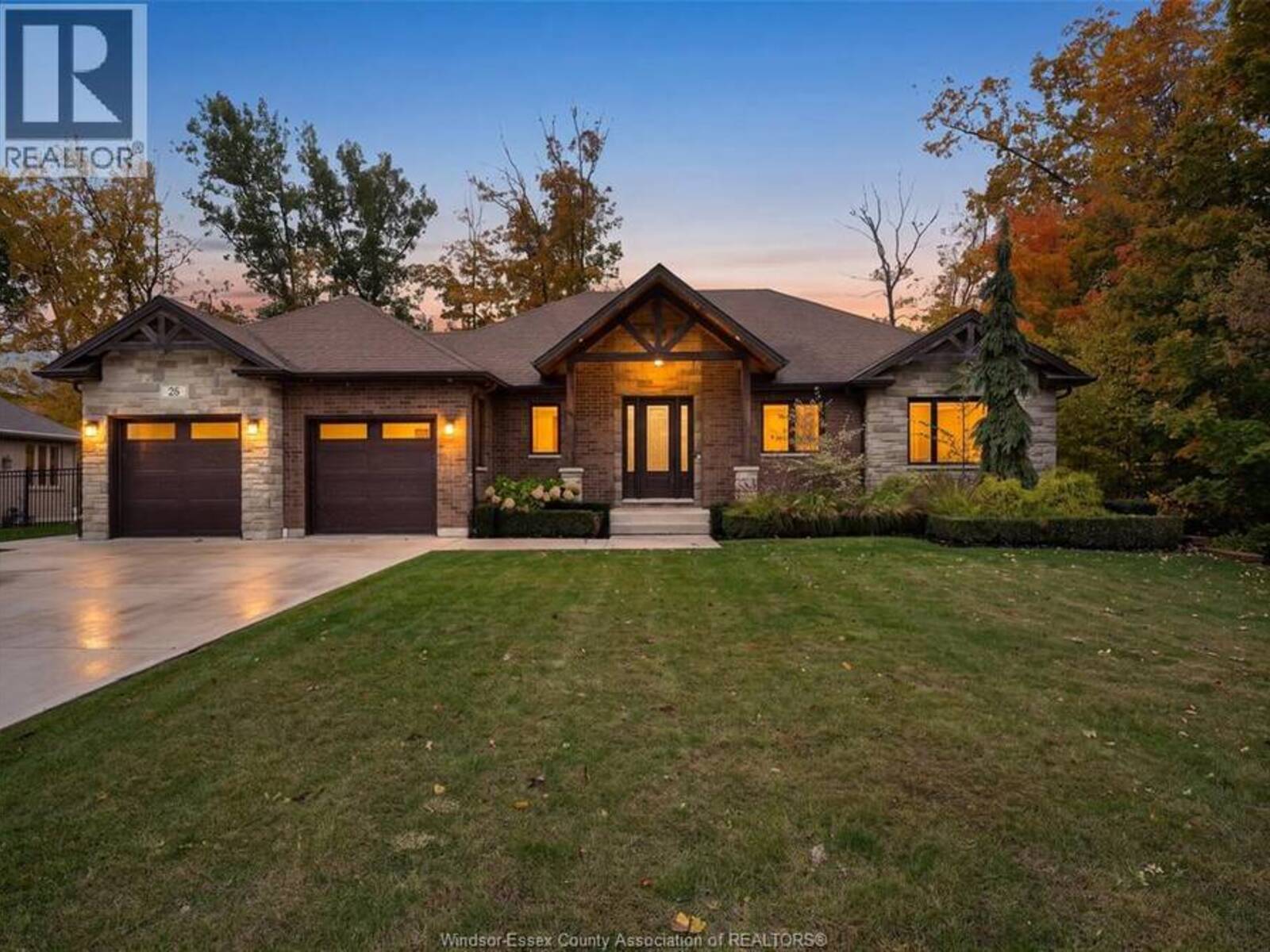 26 TWO CREEKS LANE, Wheatley, Ontario N0P 2P0