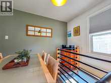 2433 MEIGHEN | Windsor Ontario | Slide Image Twenty