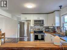 2433 MEIGHEN | Windsor Ontario | Slide Image Nine