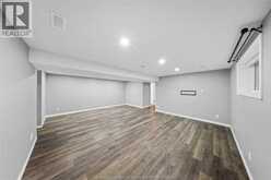 3237 SEVILLE | Windsor Ontario | Slide Image Thirty